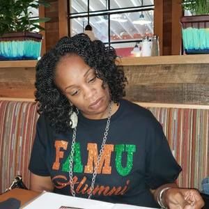 Meet your Posher, Bethany